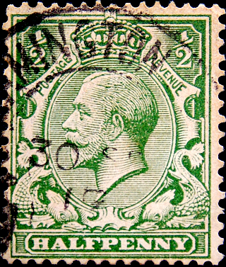  1913  .   V . 0,5 p .  (4)